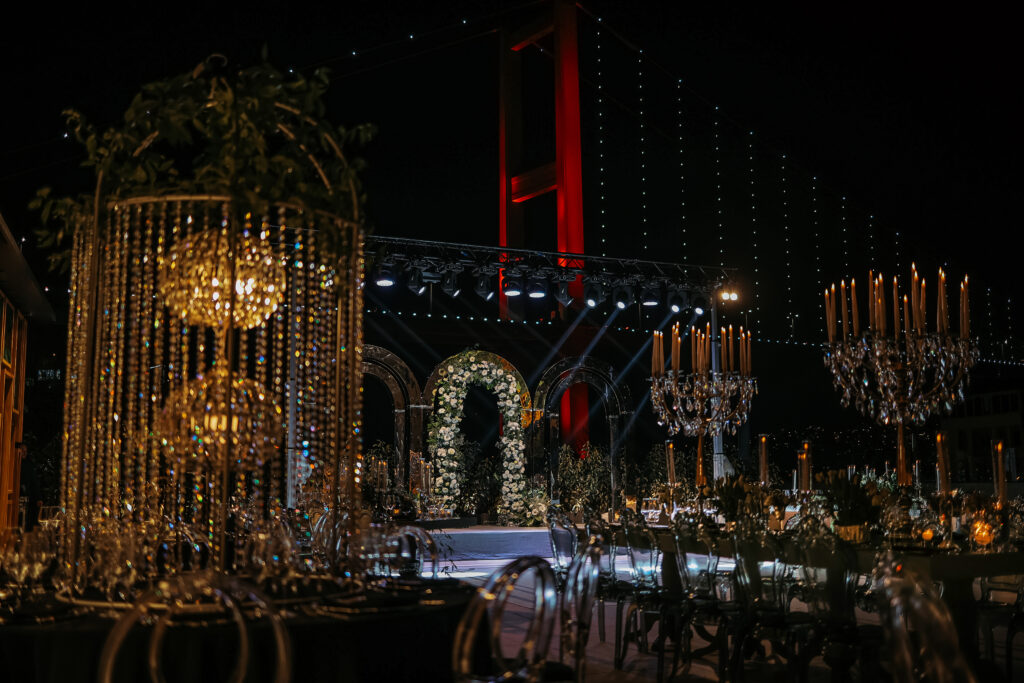 Boğazda Rooftop Düğünü